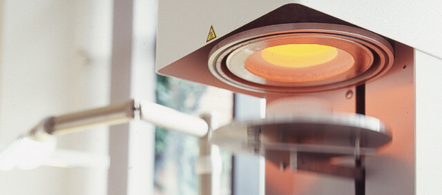 Moderne Zahntechnik Ausstattung